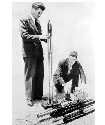 پدر صنعت موشکی آمریکا کیست و چگونه کشته شد؟ +عکس و فیلم