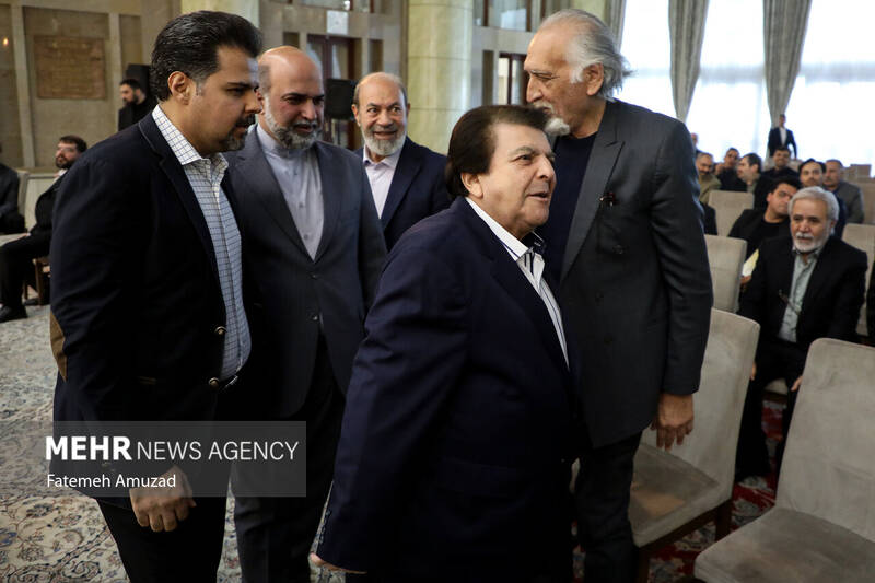 دیدار اهالی فرهنگ و هنر با رییس جمهور