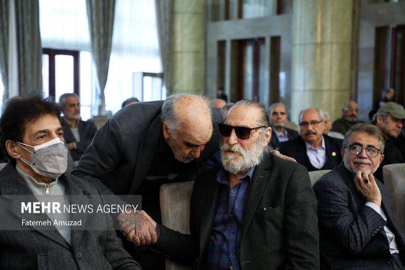 دیدار اهالی فرهنگ و هنر با رییس جمهور