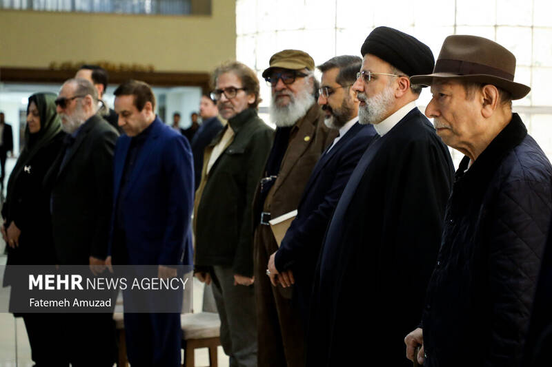 دیدار اهالی فرهنگ و هنر با رییس جمهور