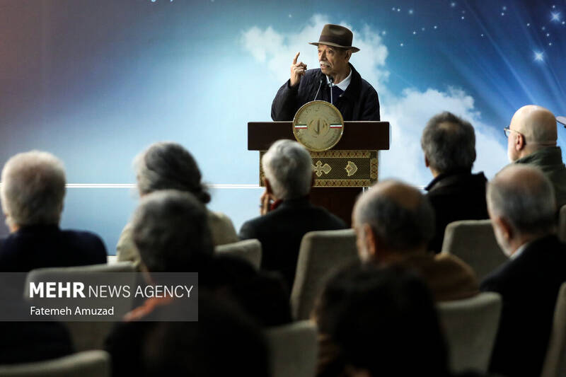 دیدار اهالی فرهنگ و هنر با رییس جمهور