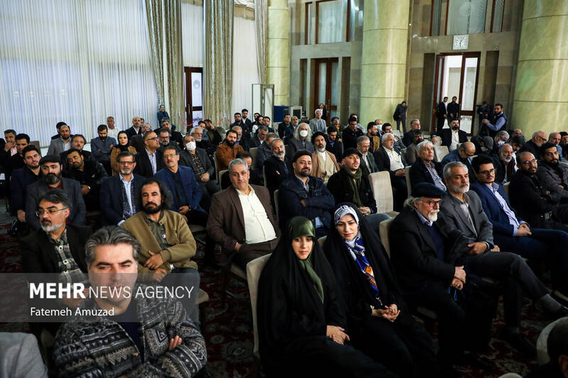 دیدار اهالی فرهنگ و هنر با رییس جمهور