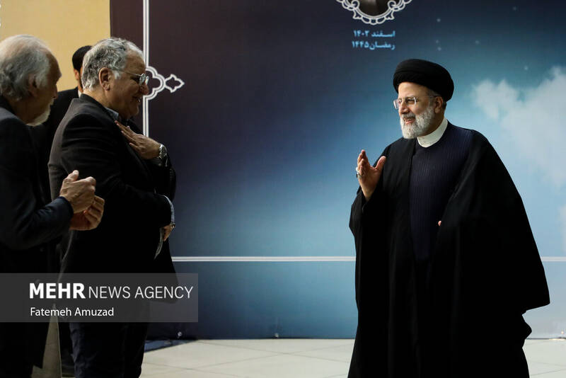 دیدار اهالی فرهنگ و هنر با رییس جمهور