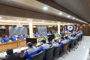 تاکید عظیمی بر ادامه نهضت کاهش بهای تمام شده تولید و افزایش کیفیت محصولات چ