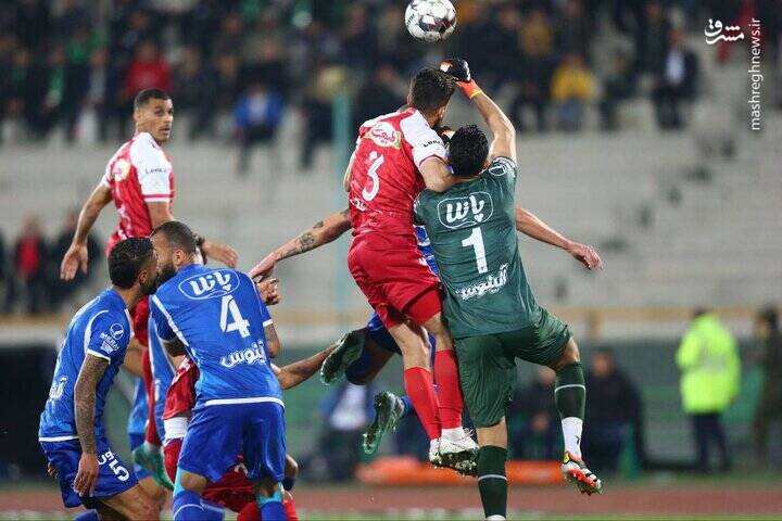 مساوی دربی برای پرسپولیس باخت بود/ اوسمار عملاً تسلیم خواست نکونام شد!