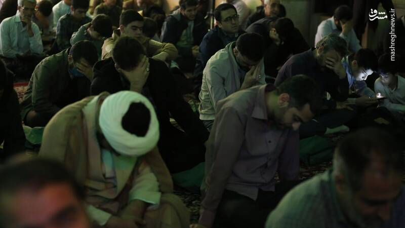 عکس/ شب هفتم ماه رمضان در حسینیه آیتالله حقشناس