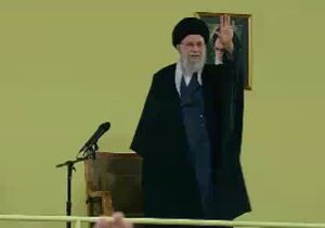 فیلم/  ورود رهبر انقلاب به حسینیه امام خمینی برای سخنرانی نوروزی ۱۴۰۳