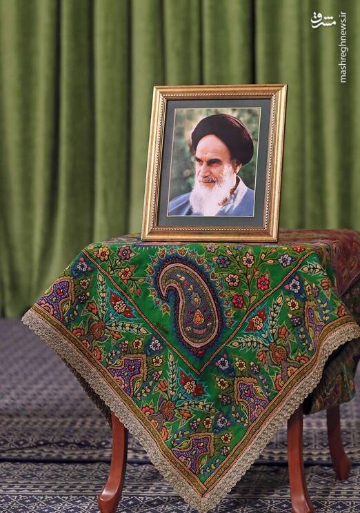 عکس/ آثار هنری ایرانی در محل پیام نوروزی رهبری