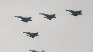 اعمال قدرت هوایی چین به تایوان با پرواز ۳۲ هواپیمای جنگی