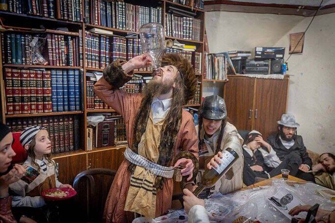 جشن پوریم، یادبود خونخواری صهیونیستها و نسلکشی ایرانیان +عکس و فیلم