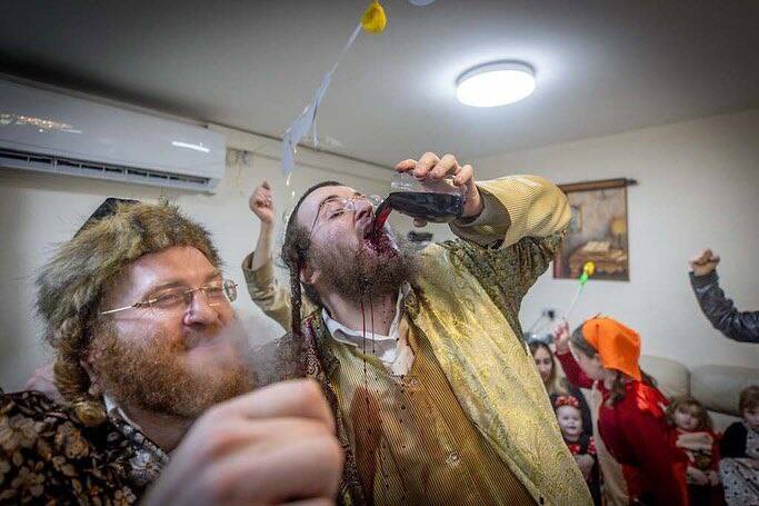 جشن پوریم، یادبود خونخواری صهیونیستها و نسلکشی ایرانیان +عکس و فیلم