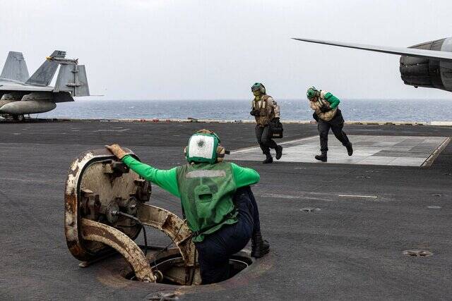 روایت بلومبرگ از زمینگیرشدن آمریکا مقابل یمن