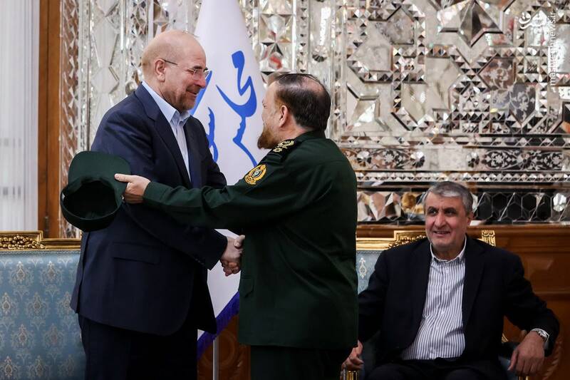 دیدار نوروزی فرماندهان نظامی با قالیباف