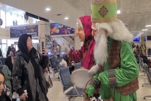 جشن فرودگاهی با چاشنی گرانفروشی!/ مردم از وزارت راه چه میخواهند؟