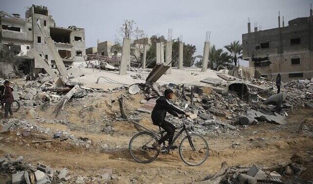 اسحاق بریک: ما نه تنها قادر به نابودی حماس از نظر نظامی نیستیم، بلکه توانایی خود در برابر ایران هستهای را نیز از دست دادهایم/ ادامه اعتراضات علیه نتانیاهو در سرزمینهای اشغالی/ حمله پهپادی مقاومت اسلامی عراق به جولان اشغالی + عکس و فیلم