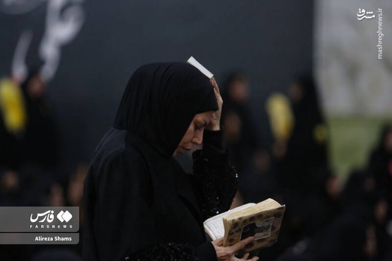 عکس/ مراسم شب قدر در حرم امام با حضور رئیسی