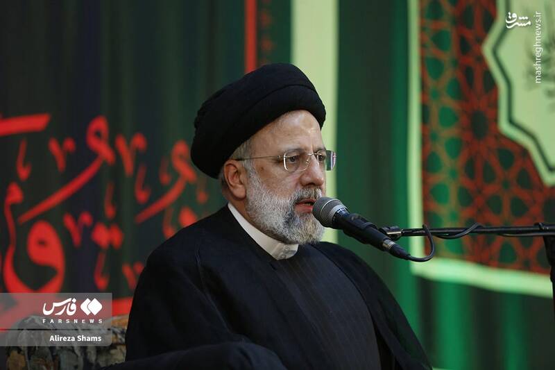 عکس/ مراسم شب قدر در حرم امام با حضور رئیسی