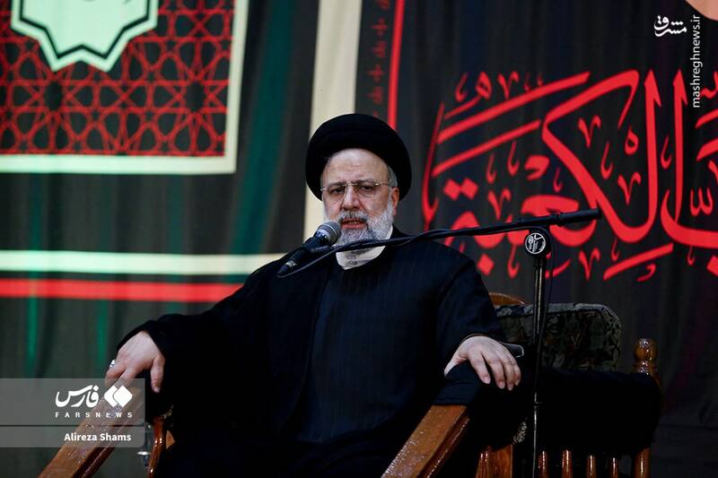 عکس/ مراسم شب قدر در حرم امام با حضور رئیسی