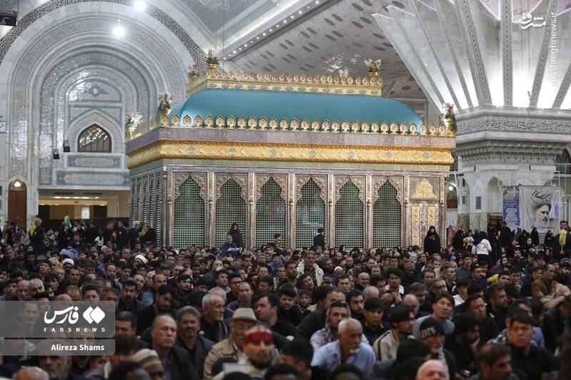 عکس/ مراسم شب قدر در حرم امام با حضور رئیسی