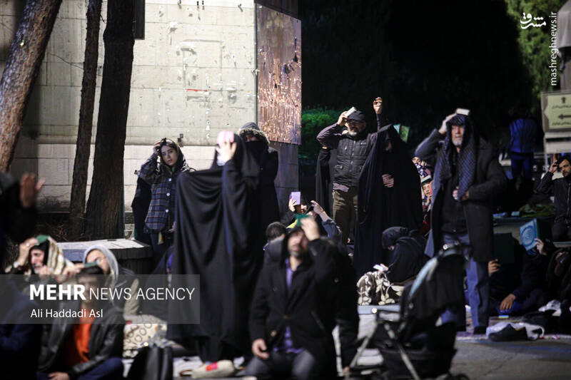 عکس/ مراسم شب قدر در مسجد دانشگاه تهران