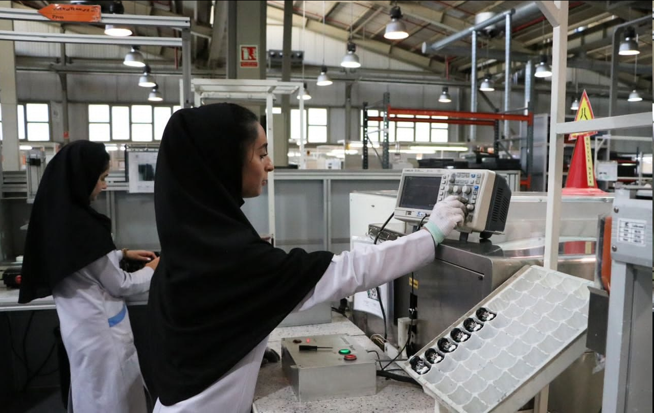 تشریح دستاوردهای کروز در سال 1402/ تحقق شعار سال «مهار تورم و رشد تولید» از سوی کروز