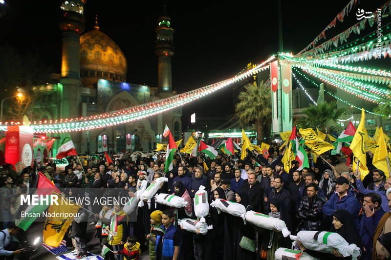 شهدای دمشق روحیه مبارزه با تروریسم را تازه کردند/چه شکستهایی رژیم صهیونیستی را به جنون واداشته است؟