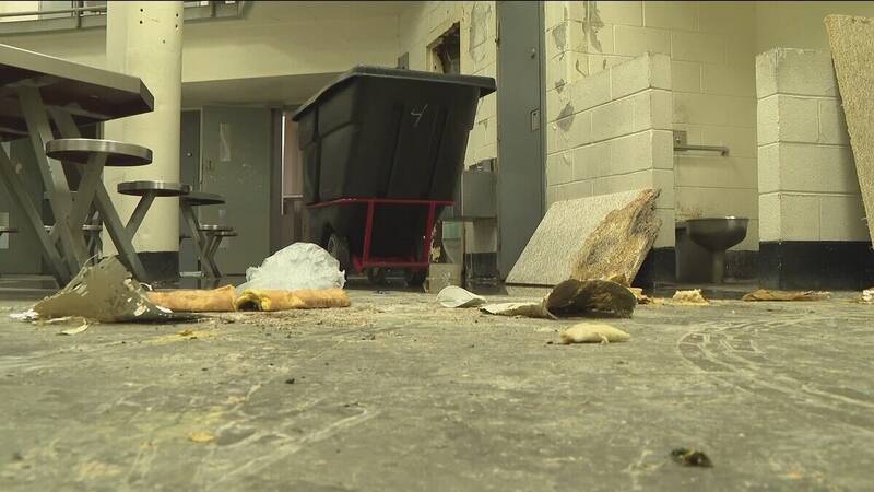 بررسی وضعیت زندانهای آمریکا؛ حبس با طعم مرگ