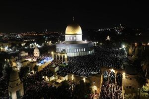 احیای شب ۲۷ رمضان با حضور ۲۰۰ هزار نفر در مسجدالاقصی