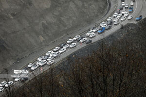 ترافیک سنگین در آزادراه تهران - شمال / اجرای محدودیت مقطعی