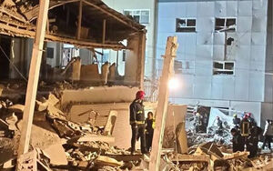 لحظه انفجار یک آپارتمان ۴ طبقه در گرمسار