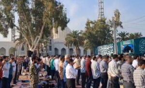 اقامه نماز عید سعید فطر در بندرعباس