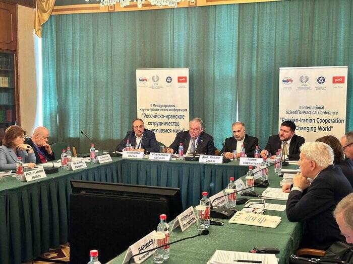 ایران به دنبال عضویت ناظر در اتحادیه اقتصادی اوراسیا است