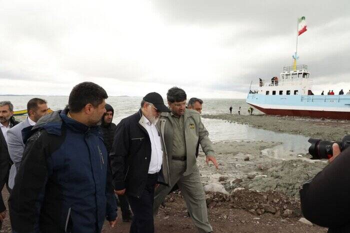 حجم آب دریاچه ارومیه به ۱.۹ میلیارد مترمکعب رسید/ ورودی آب ۴۱۱ مترمکعب بر ثانیه