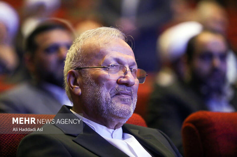 منچهر متکی در نشست شورای وحدت برای تحول حضور دارد