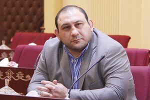 نباید در انتخاب بین یزدانی و قاسمپور دخالت کرد