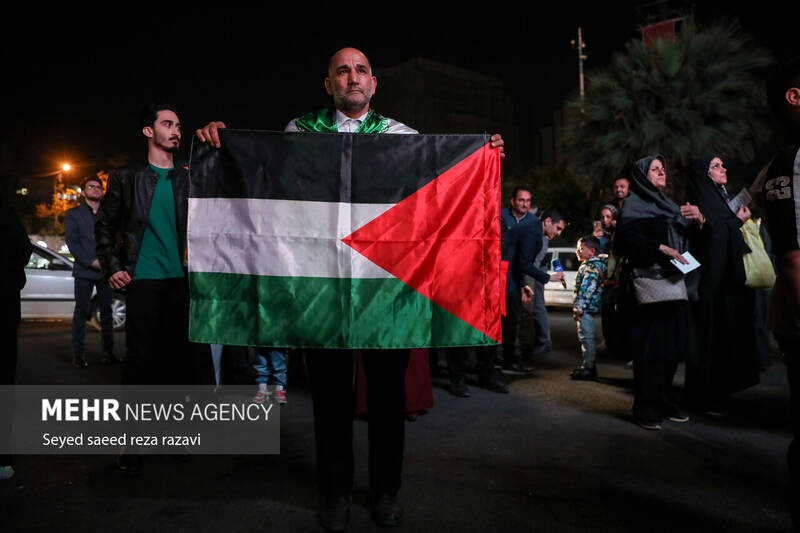 جشن سیلی خورد...