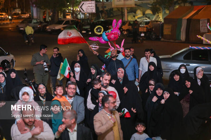 جشن سیلی خورد...