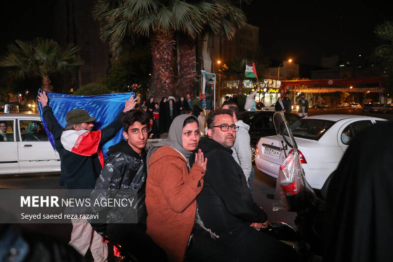 جشن سیلی خورد...