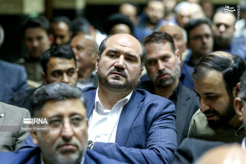 عکس / حضور شخصیت ها در مراسم ترحیم «پرویز داوودی» 17