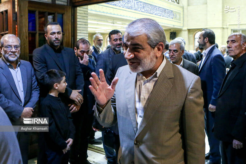 عکس / حضور شخصیت ها در مراسم ترحیم «پرویز داوودی» 25