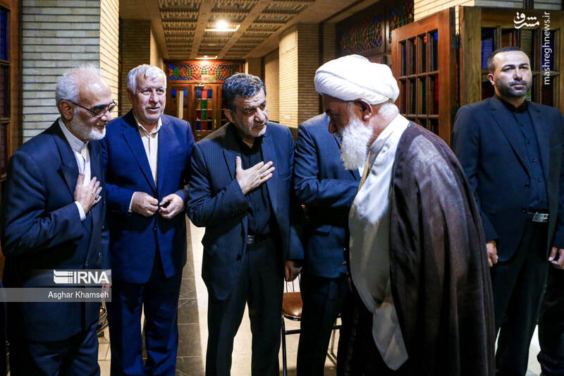 عکس / حضور شخصیت ها در مراسم ترحیم «پرویز داوودی» 43