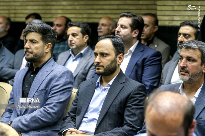 عکس / حضور شخصیت ها در مراسم ترحیم «پرویز داوودی» 53