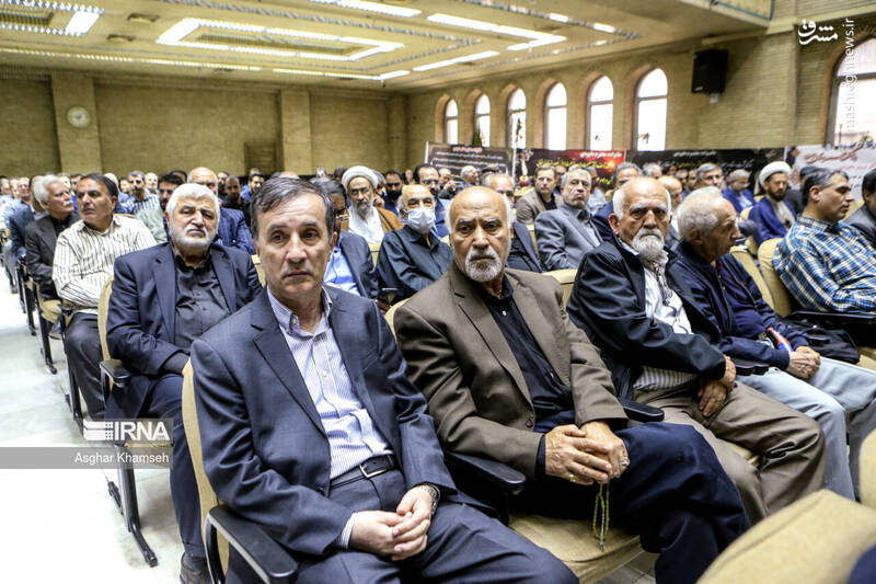 عکس / حضور شخصیت ها در مراسم ترحیم «پرویز داوودی» 54