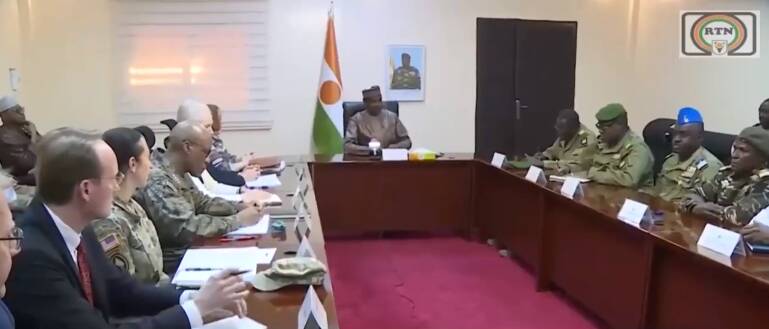 کاهش حضور آمریکا در آفریقا / حاکمان جدید ساحل آفریقا در پی کاهش روابط سیاسی و نظامی با فرانسه و آمریکا هستند/ نیجر حضور نیروهای آمریکایی را غیرقانونی اعلام کرد +فیلم