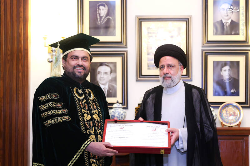 اعطای مدرک دکترای افتخاری دانشگاه کراچی به رئیس جمهور