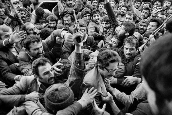 چرا آمریکاییها در طبس زمینگیر شدند؟/ آغاز سلسله شکستهای آمریکا در مقابل ایران+ عکس