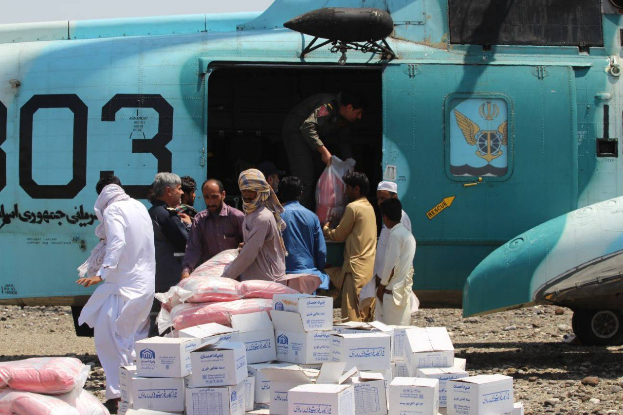 توزیع 35 هزار بسته معیشتی در مناطق سیل زده استان سیستان و بلوچستان توسط ستاد اجرایی فرمان امام 2