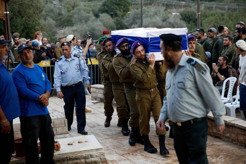 هاآرتص: جوانان اسرائیلی امید خود را از دست دادهاند؛ این خانه در آستانه فرو ریختن است/ بلینکن: بدون آتشبس در غزه، دستیابی به راه حل با حزب الله غیرممکن خواهد بود/ کلمبیا روابط خود با اسرائیل را قطع میکند/ نرخ فقر در غزه به بیش از ۹۰ درصد رسید + عکس و فیلم