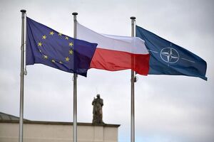 لهستان: برای طرح اشتراک‌گذاری هسته‌ای ناتو آماده‌ایم