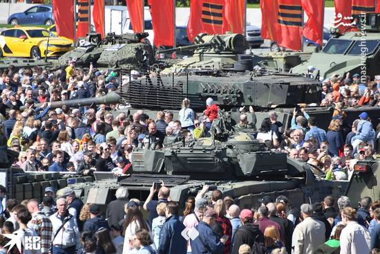 تسلیحات اهداییِ ناتو به اوکراین سر از نمایشگاه مسکو درآورد